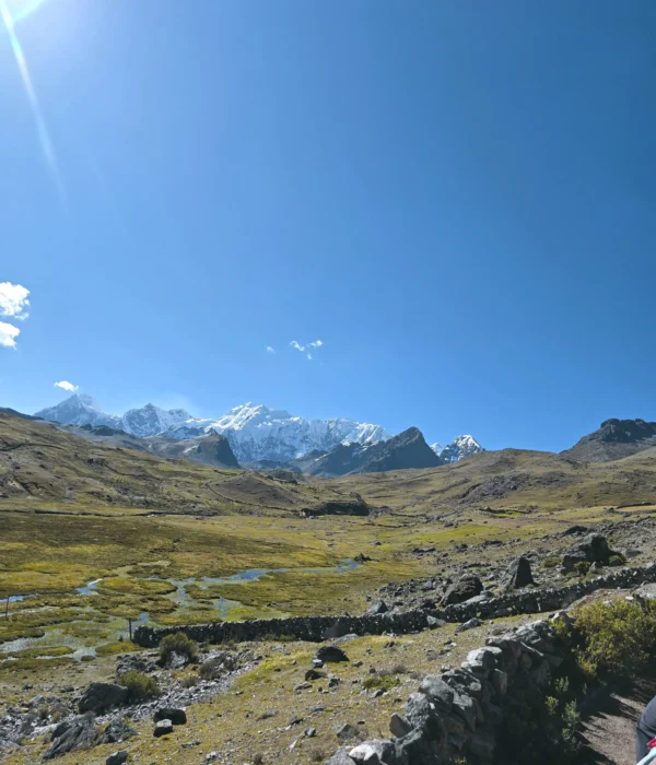 Beautiful view of Ayangate Mountain