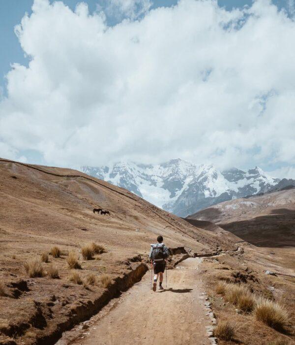 Road to Arapa Pass